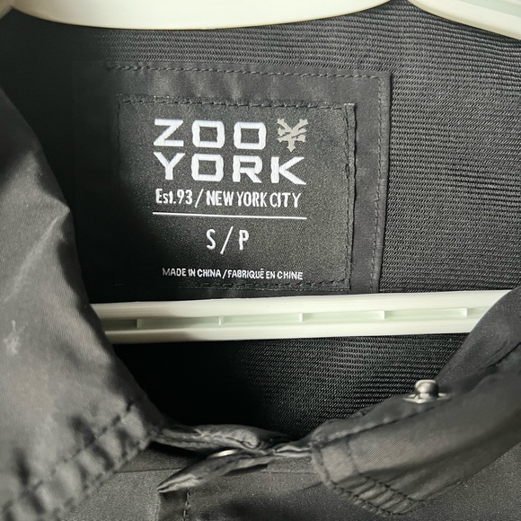 Zoo York Rain Coat - Picture 2 of 5